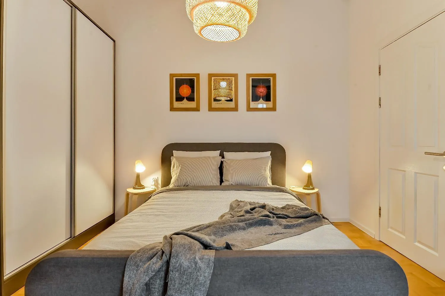 Dreamy Sunset Loft In Sofia City Center Apartment